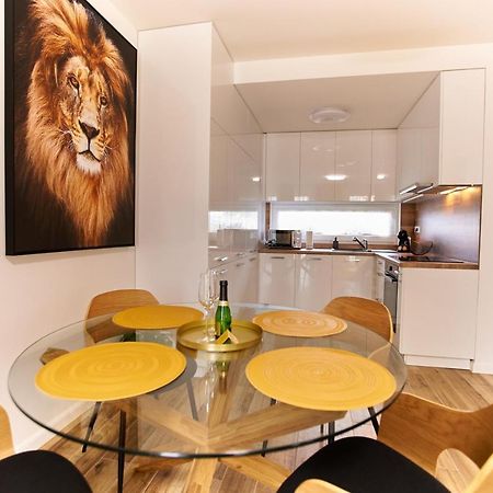 Starlight Bronze Szeged- Exclusive Apartment Exterior foto